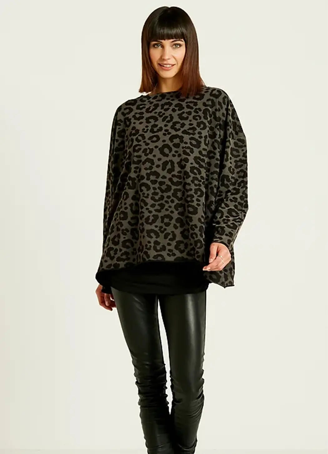 Planet Leopard Boxy T