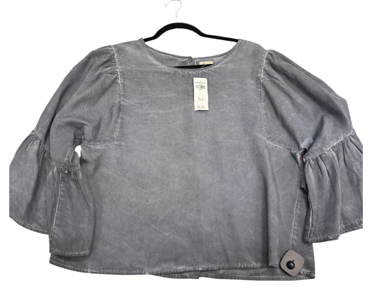 Blouse 3/4 Sleeve By Hollister In Grey, Size: L