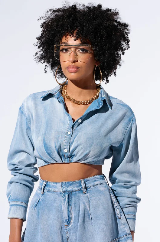 NO APOLOGIES CROP BUTTON DOWN BLOUSE